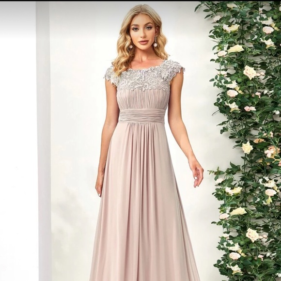 Dresses & Skirts - Wedding guest/ Evening Gown